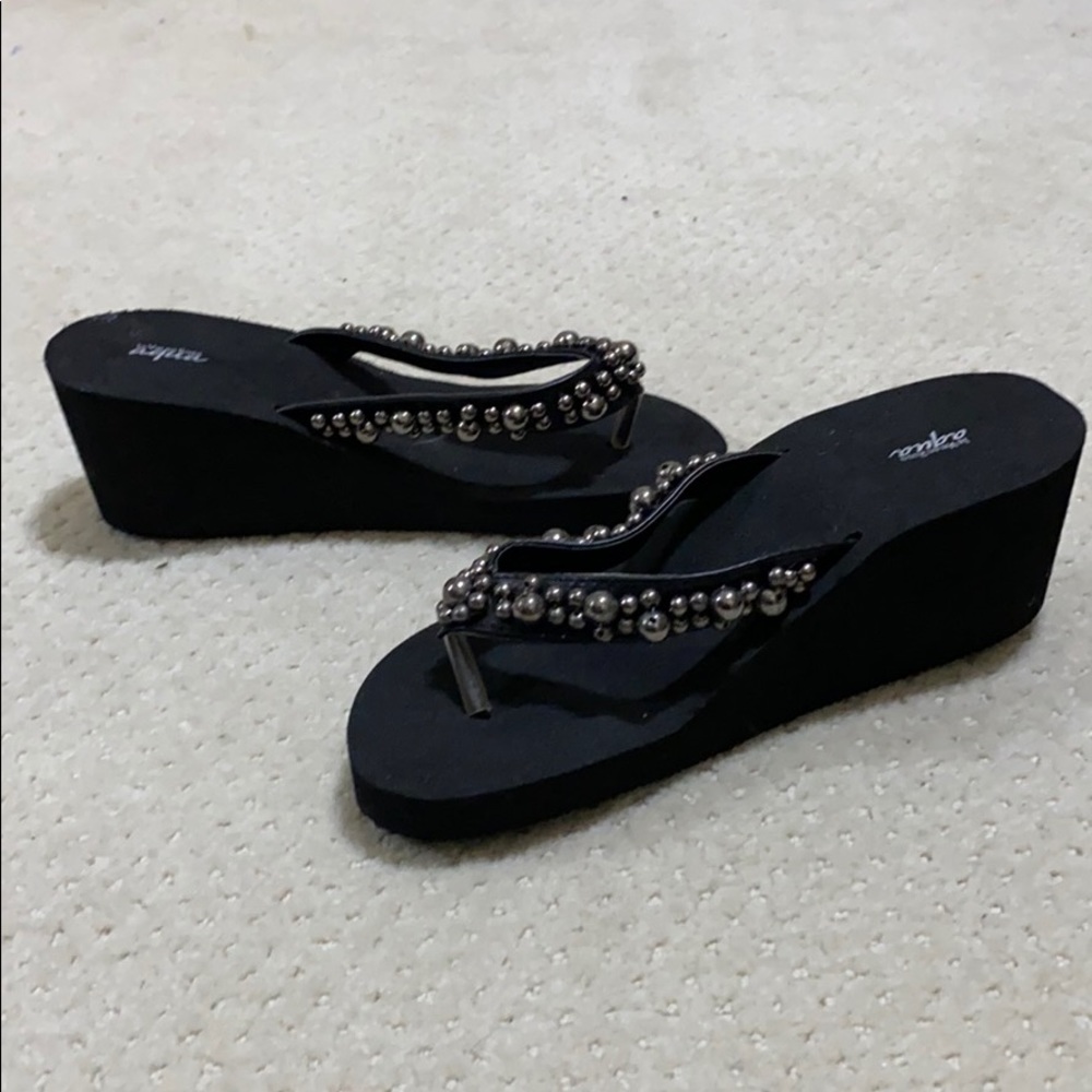 La Vie En Rose Sandals